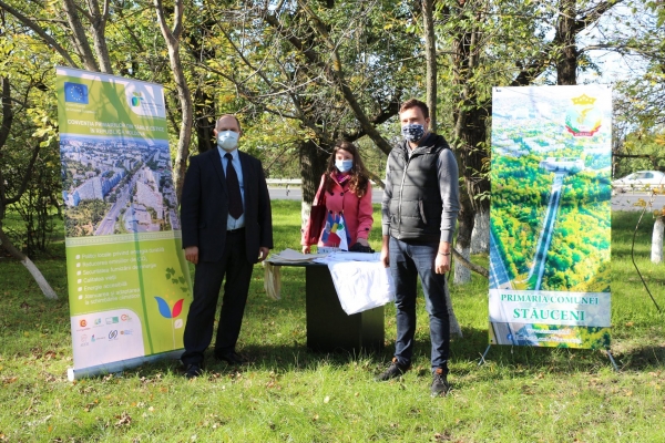 Moldova: La Stăuceni a fost plantată Aleea Convenției Primarilor pentru Climă și Energie