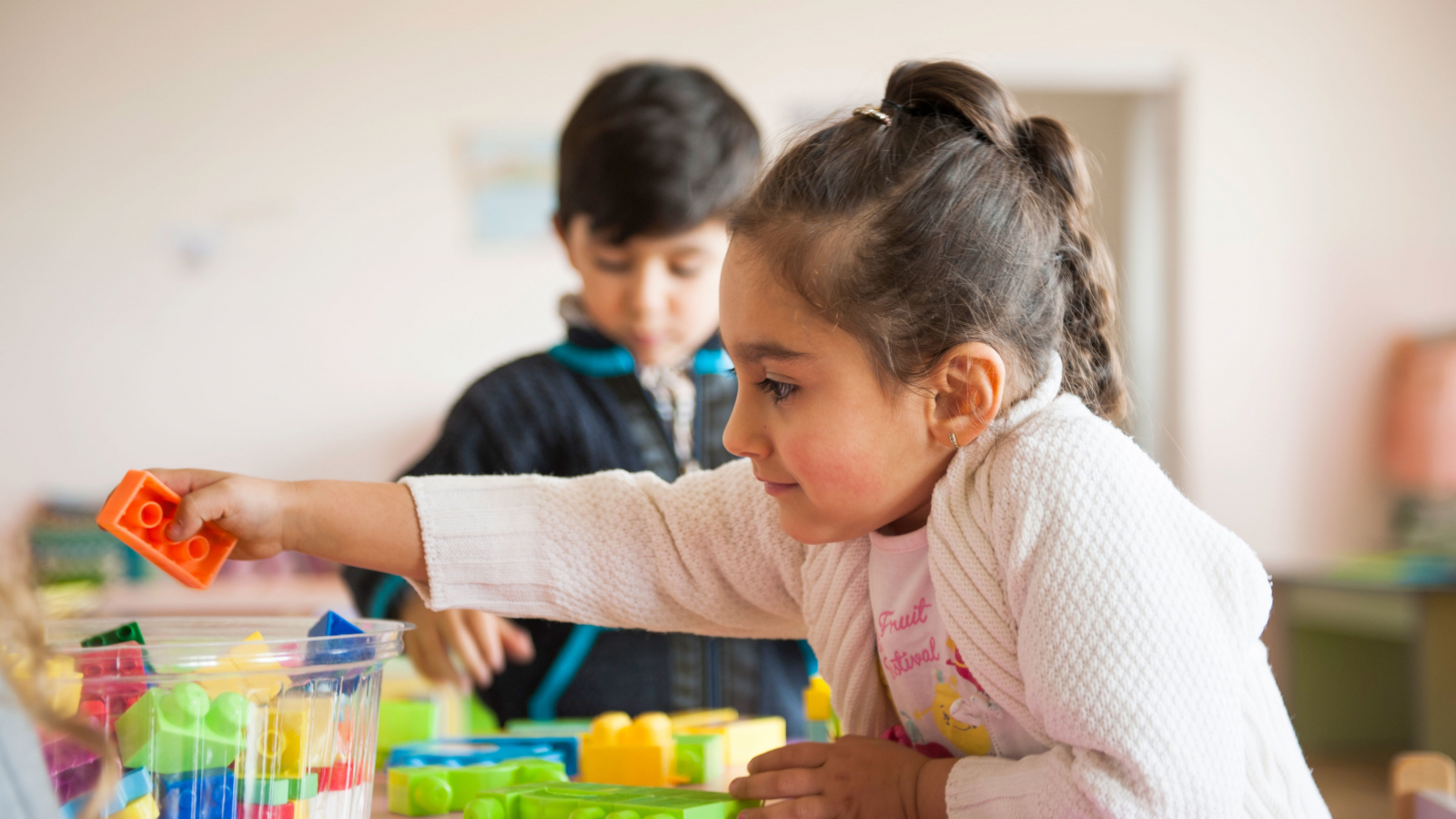Armenia: EU helps 90 preschools become more energy efficient 